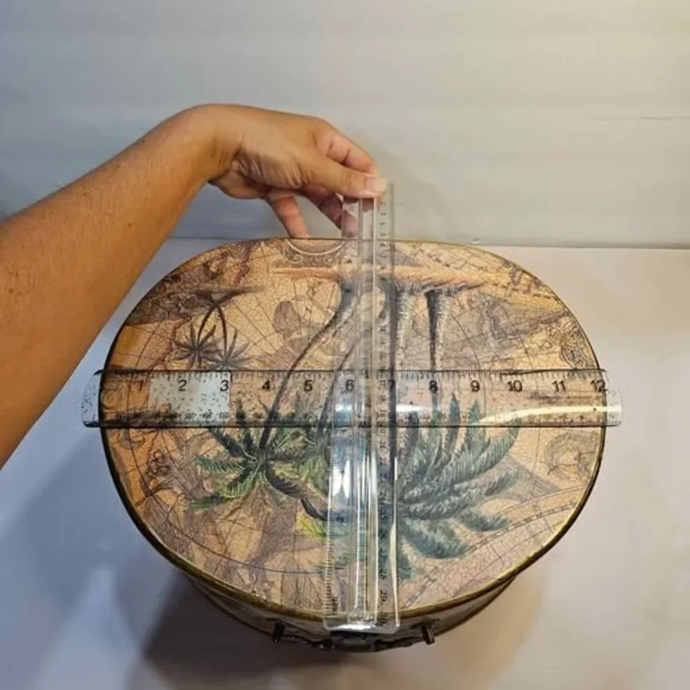 Vintage Style Tropical Palm Tree Map Oval Storage Box